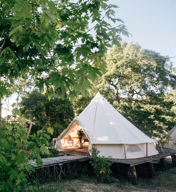 accommodations-glamping-france-bottom-min
