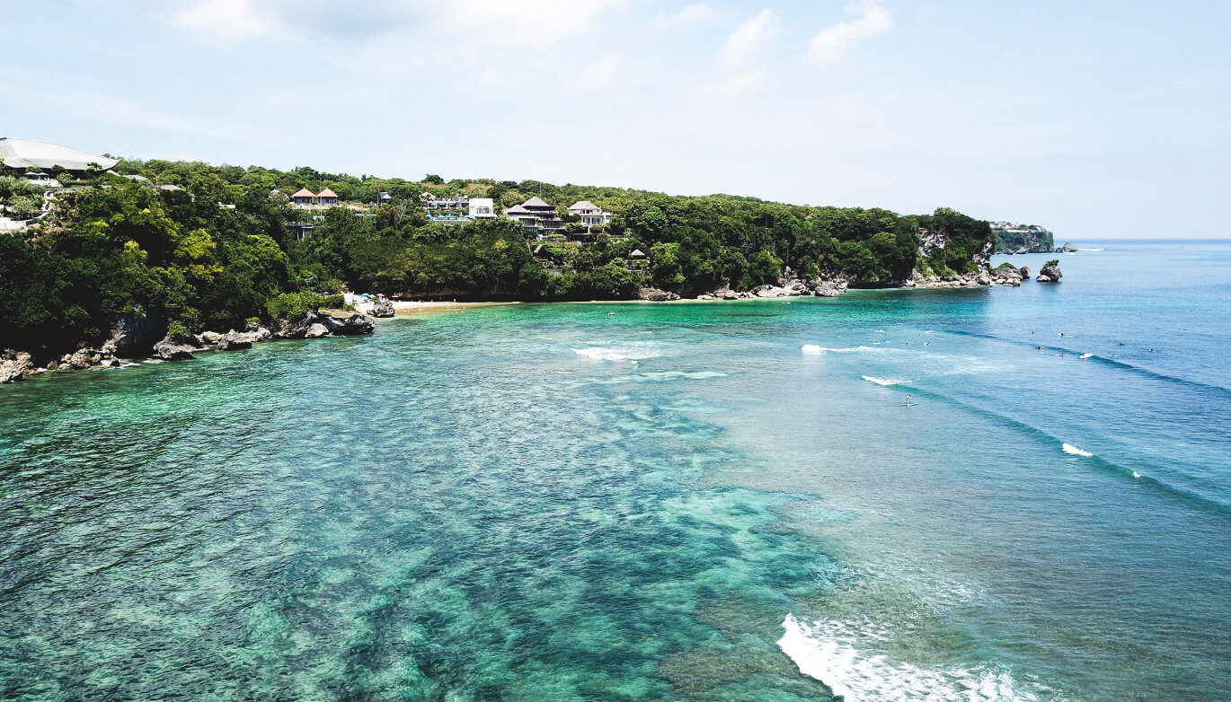 destination-bali-uluwatu-surf-lessons-2-min