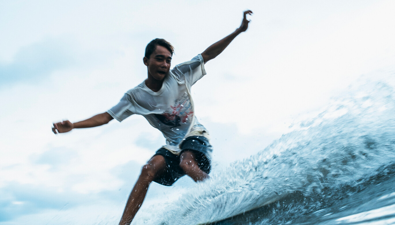 destination-bali-uluwatu-surf-lessons-3-min