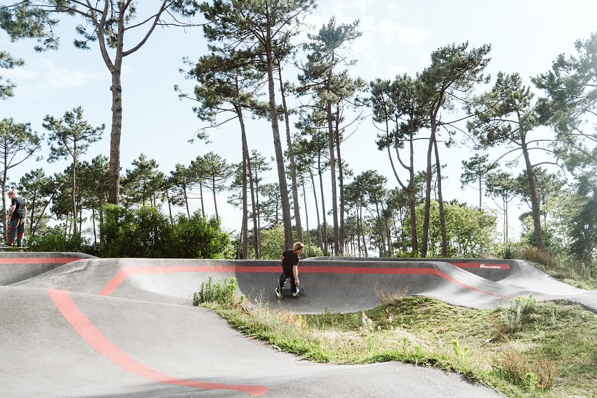 Guest skateboarding at the skatepark during a surf camp activity in Portugal Centro