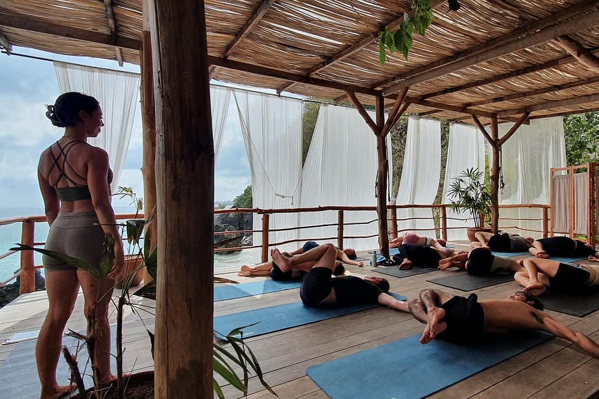 Yoga class at Dreamsea Bali Uluwatu shala overlooking the ocean